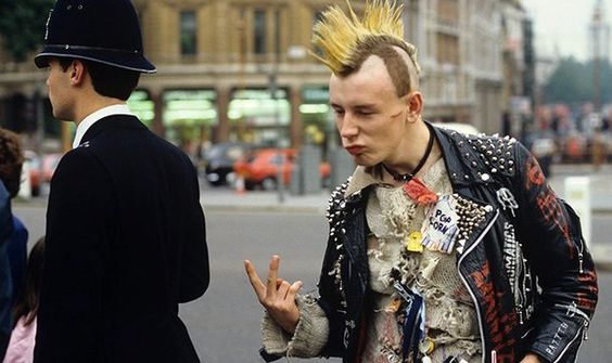 パンクロックファッションとは 怒涛の70年代にイギリスで誕生したカルチャーを紹介 Indiesmate